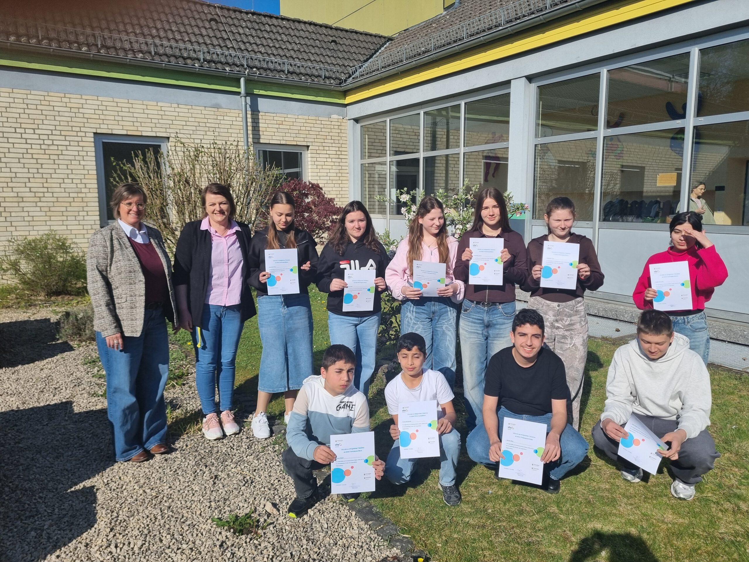 Mehr über den Artikel erfahren Feriensprachkurs der Volkshochschule erfolgreich abgeschlossen