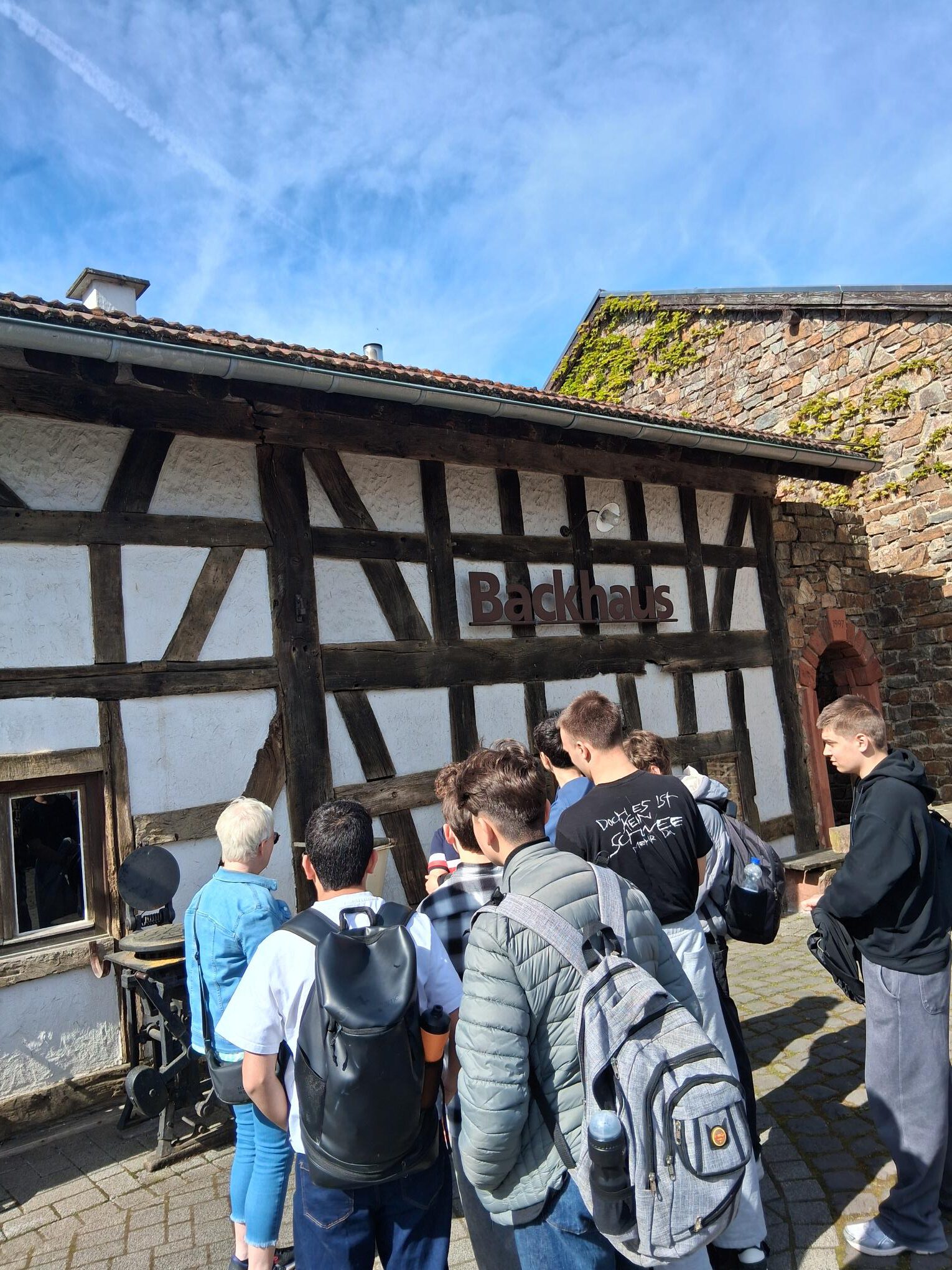 Mehr über den Artikel erfahren Besuch in der Historischen Wassermühle Birgel